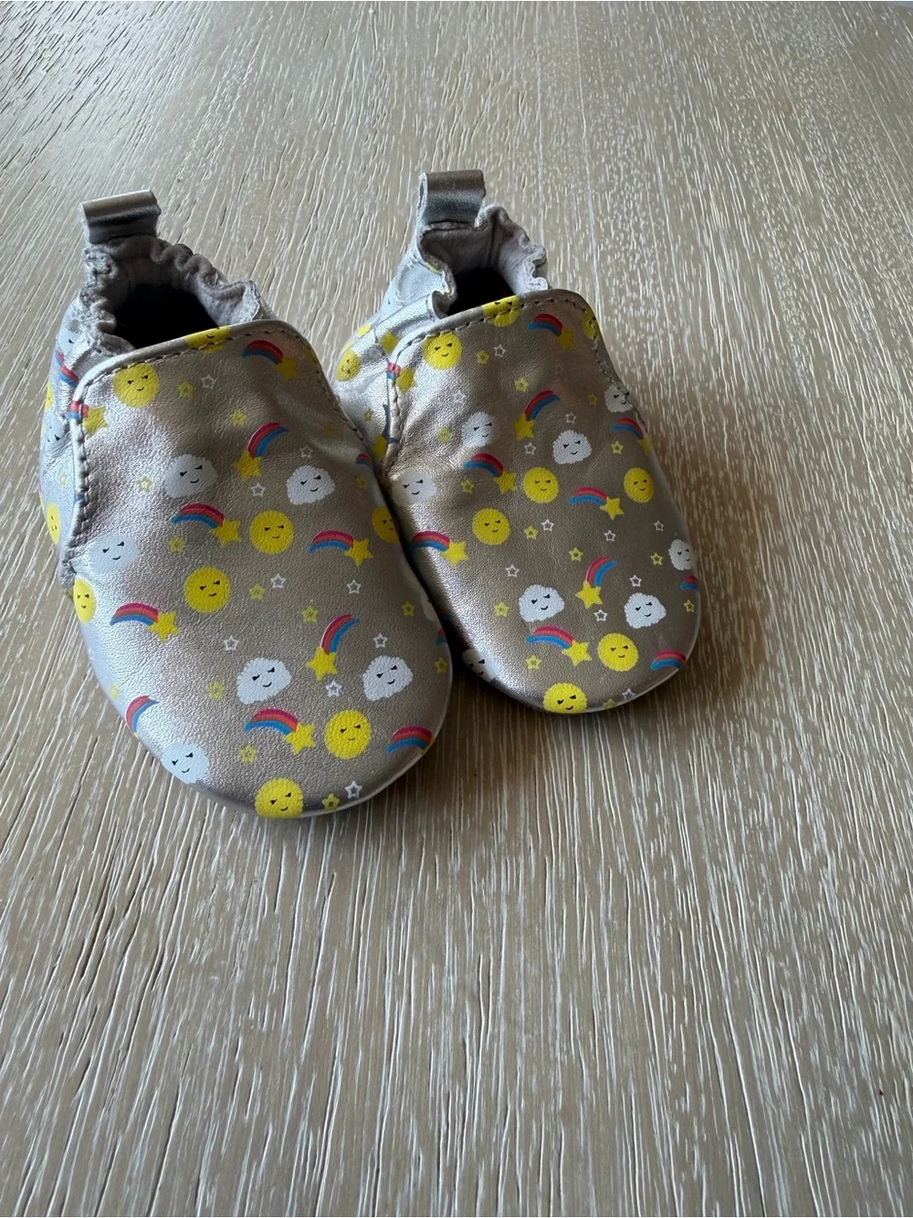 ROBEEZ crib shoes size 0-6 months